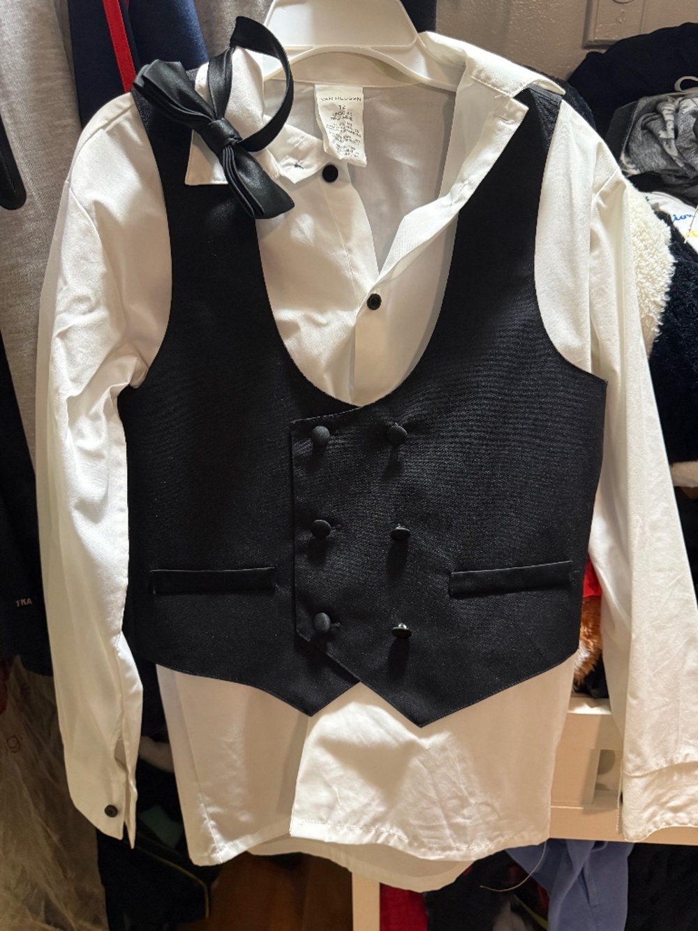 Van Heusen Boys 4-Piece Formal Set - Black & White - Size 12 Regular